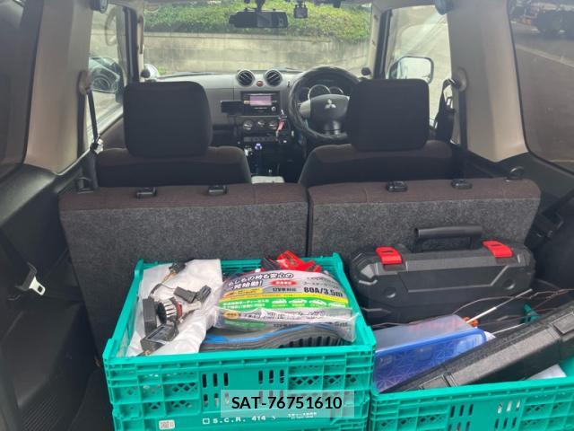 Mitsubishi PAJERO MINI 2010-03 8648506-11