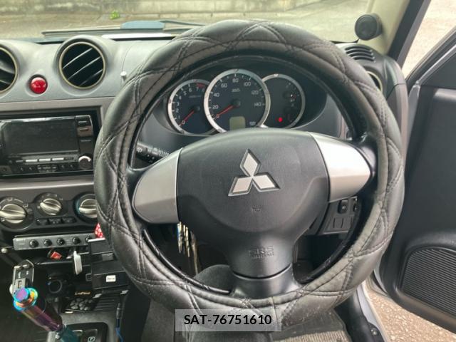 Mitsubishi PAJERO MINI 2010-03 8648506-19