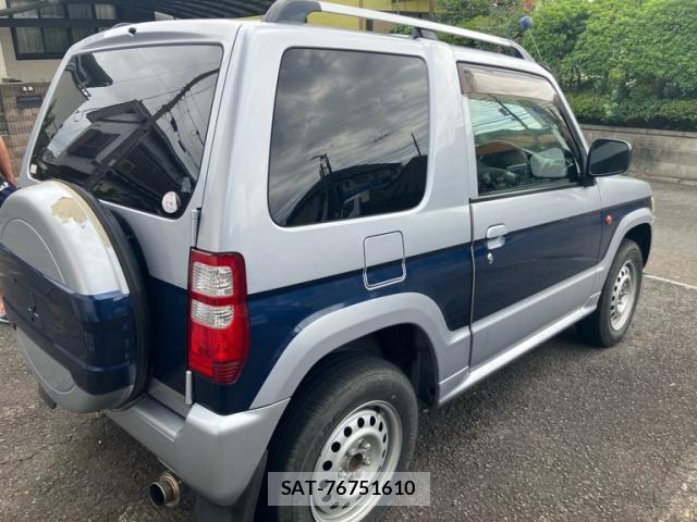 Mitsubishi PAJERO MINI 2010-03 8648506-8