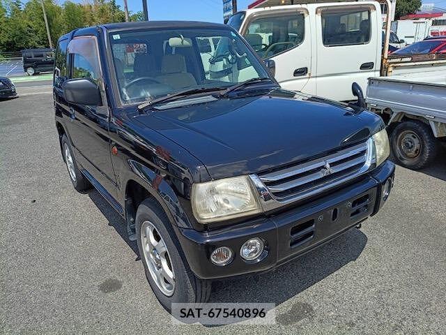 Mitsubishi PAJERO MINI 2004-03 8652472-3