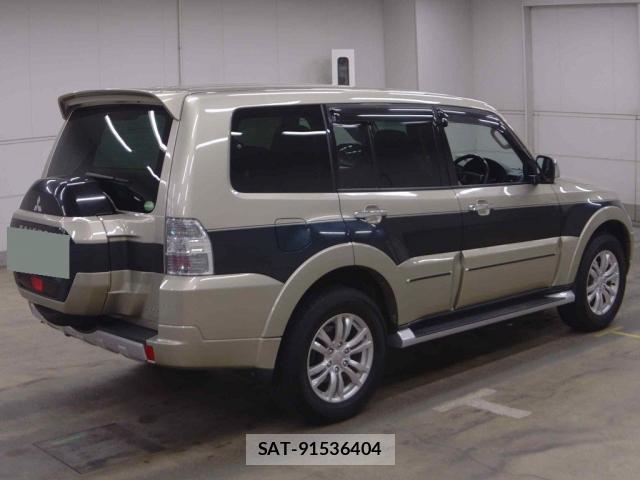 Mitsubishi PAJERO 2015-11 8649257-3