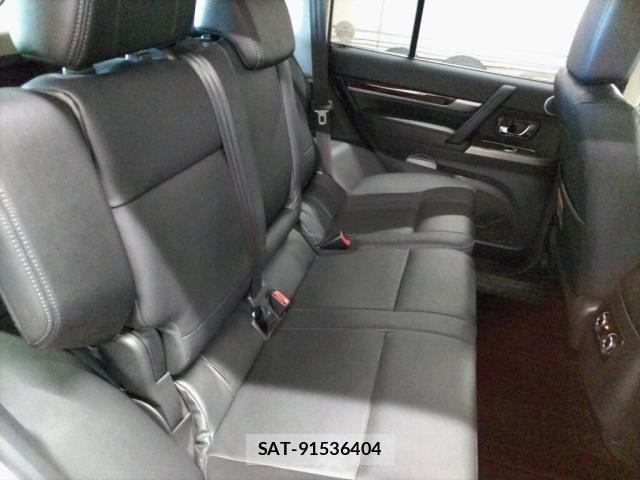 Mitsubishi PAJERO 2015-11 8649257-5