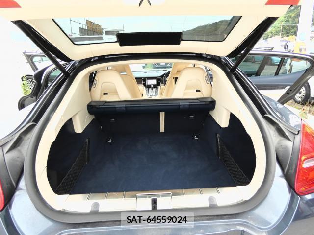 Porsche PANAMERA 2009-10 8646995-13