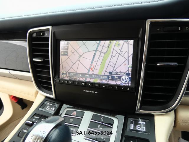 Porsche PANAMERA 2009-10 8646995-5