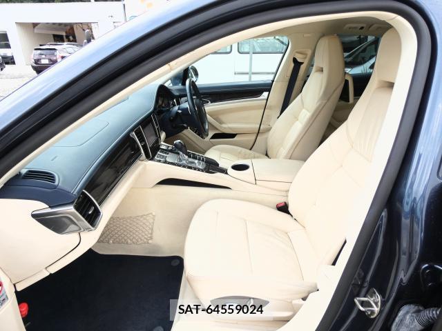 Porsche PANAMERA 2009-10 8646995-7