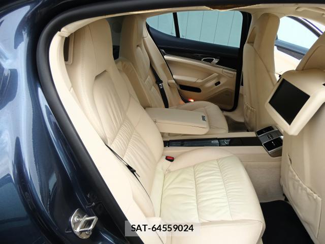 Porsche PANAMERA 2009-10 8646995-8