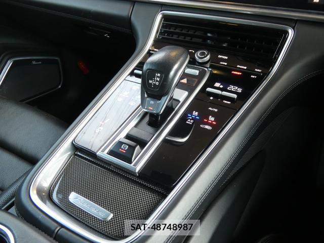 Porsche PANAMERA 2018-01 8647964-12