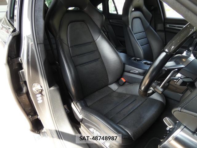 Porsche PANAMERA 2018-01 8647964-14