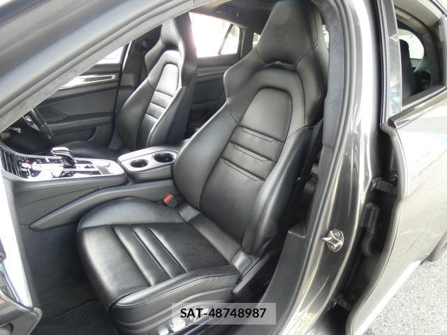 Porsche PANAMERA 2018-01 8647964-15