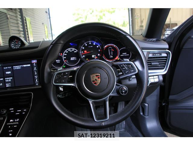 Porsche PANAMERA 2019-12 8649146-12