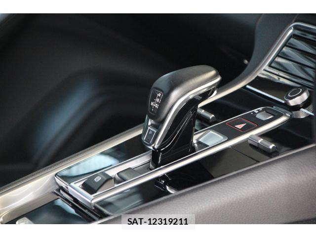 Porsche PANAMERA 2019-12 8649146-13