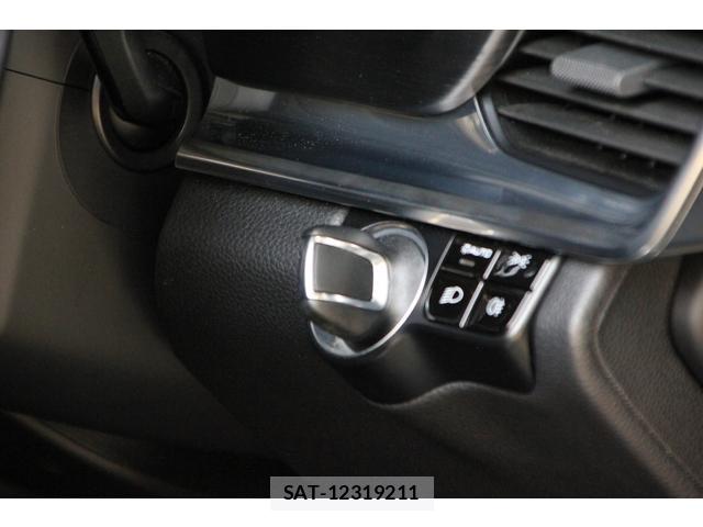 Porsche PANAMERA 2019-12 8649146-15