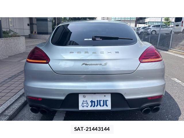 Porsche PANAMERA 2015 8649624-3