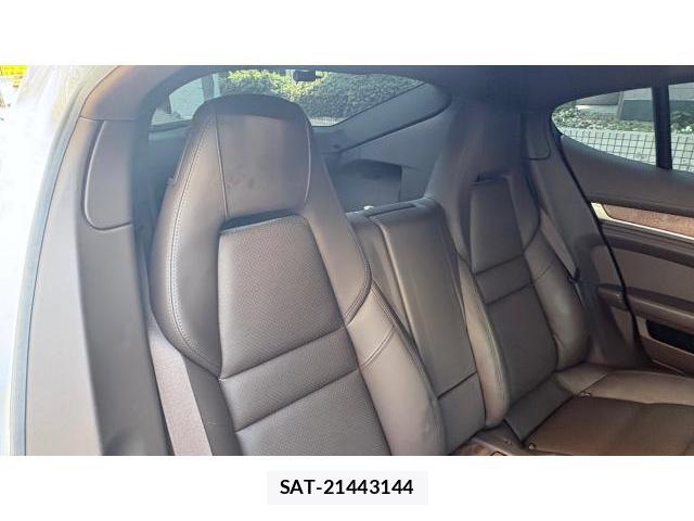 Porsche PANAMERA 2015 8649624-6