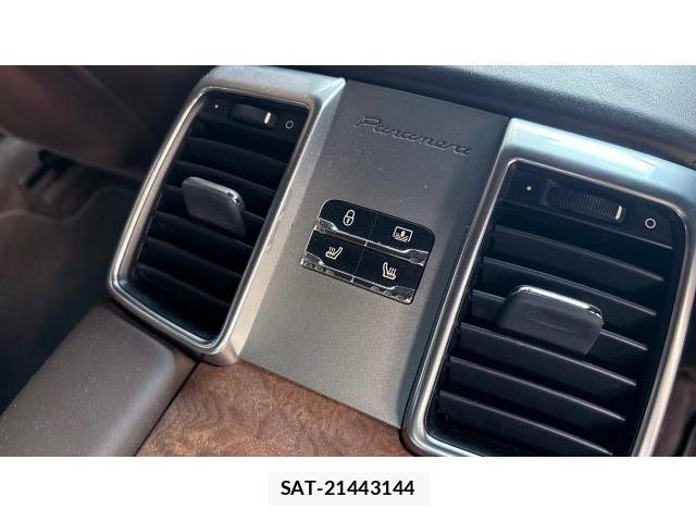 Porsche PANAMERA 2015 8649624-9