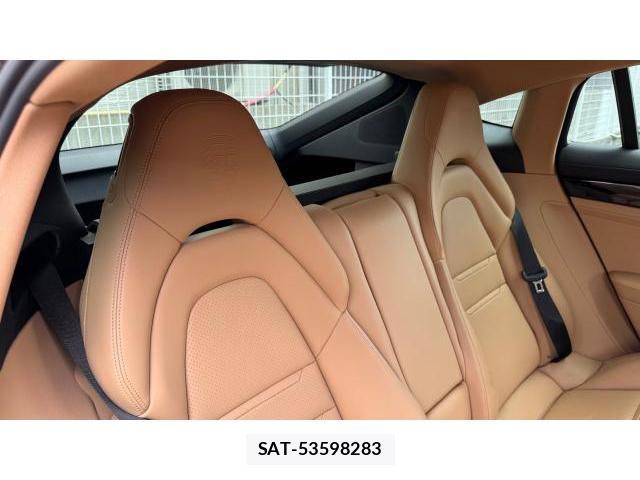 Porsche PANAMERA 2021-10 8649678-3