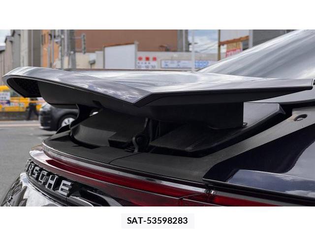Porsche PANAMERA 2021-10 8649678-6