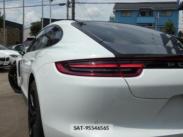 Porsche PANAMERA 2018-12 8653339-5