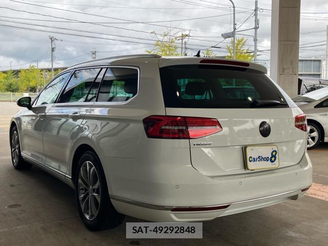 VolksWagen PASSAT VARIANT 2016-03 8653007-1