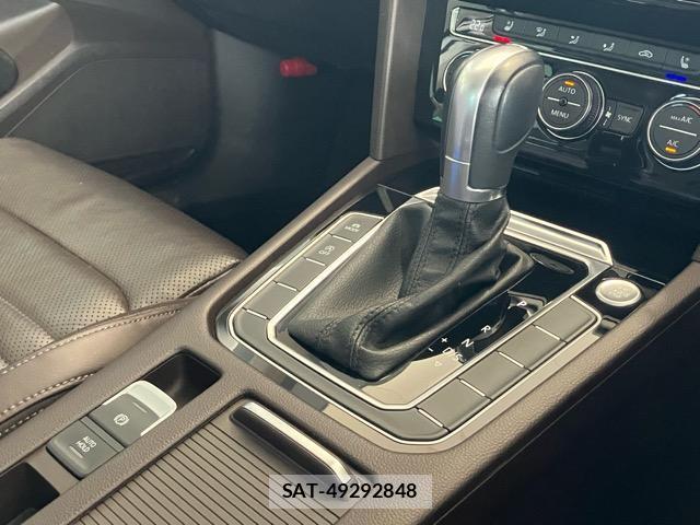 VolksWagen PASSAT VARIANT 2016-03 8653007-15