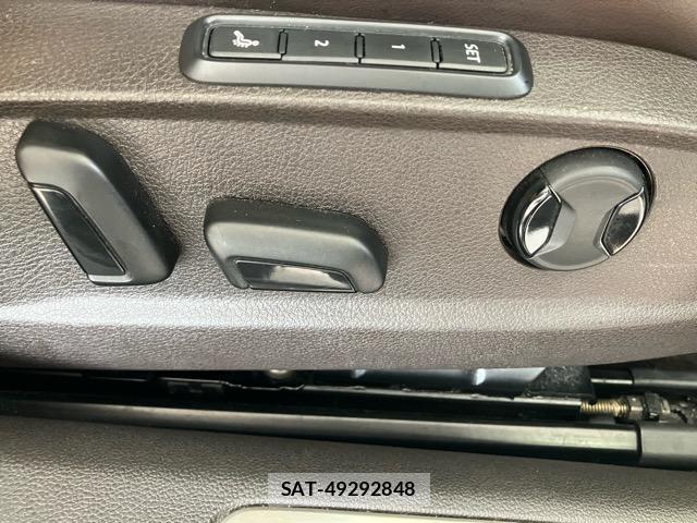 VolksWagen PASSAT VARIANT 2016-03 8653007-18