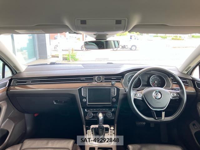 VolksWagen PASSAT VARIANT 2016-03 8653007-2