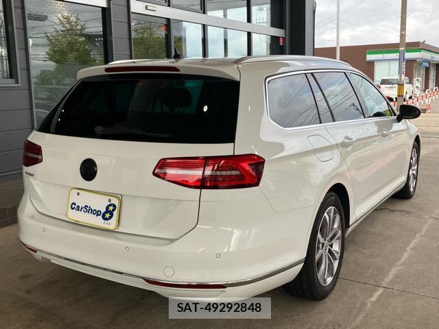 VolksWagen PASSAT VARIANT 2016-03 8653007-5
