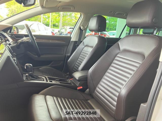 VolksWagen PASSAT VARIANT 2016-03 8653007-6