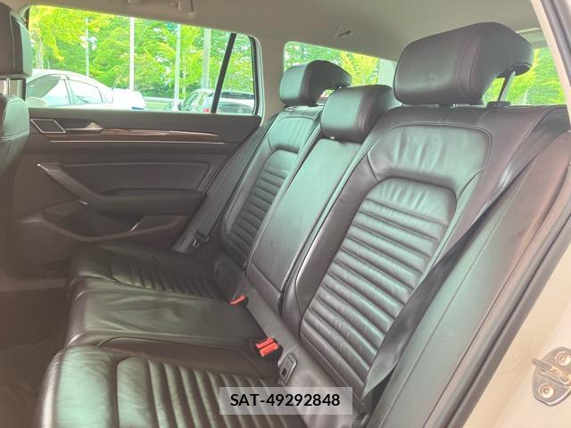 VolksWagen PASSAT VARIANT 2016-03 8653007-7