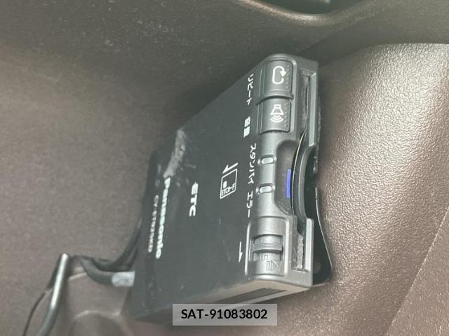Toyota PASSO 2014-02 8647114-16