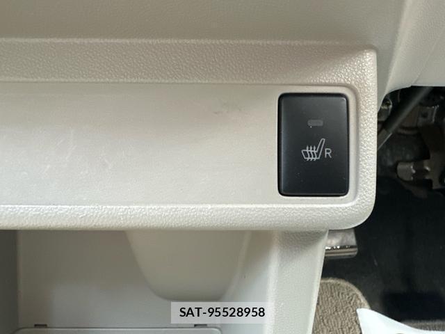 Toyota PASSO 2021-04 8649775-8