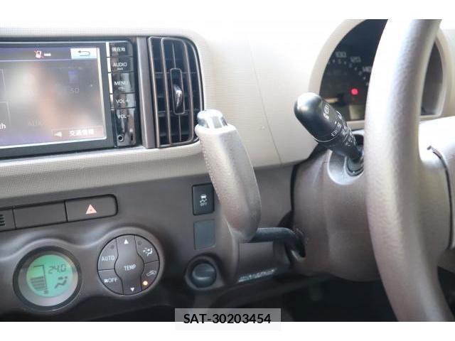 Toyota PASSO 2015-08 8652211-12