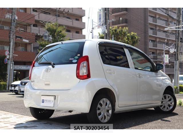 Toyota PASSO 2015-08 8652211-3