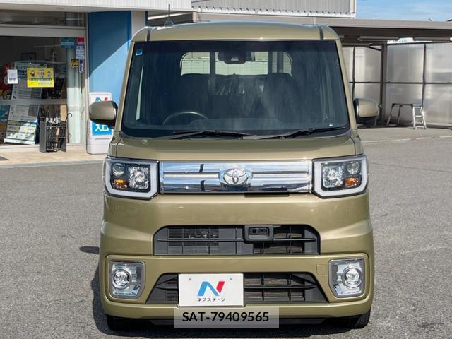 Toyota Pixis Mega 2017-10 8646711-14