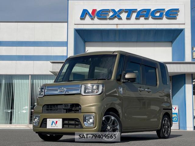 Toyota Pixis Mega 2017-10 8646711-16