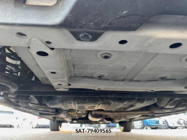 Toyota Pixis Mega 2017-10 8646711-18