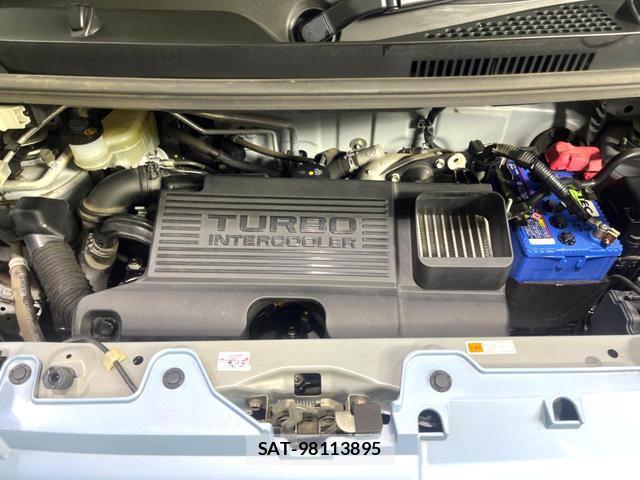 Toyota Pixis Mega 2017-12 8646929-18