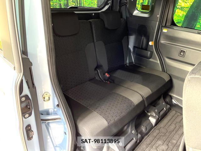 Toyota Pixis Mega 2017-12 8646929-9