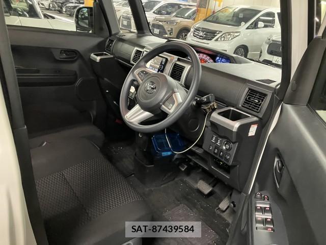 Toyota Pixis Mega 2017-05 8647611-5