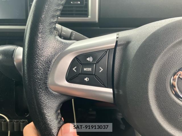 Toyota Pixis Mega 2016-06 8651081-15