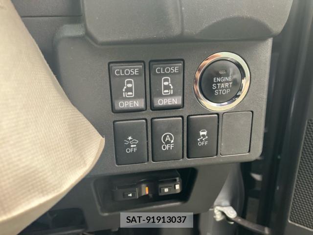 Toyota Pixis Mega 2016-06 8651081-17