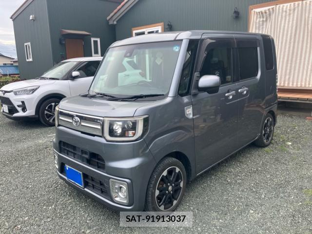 Toyota Pixis Mega 2016-06 8651081-2