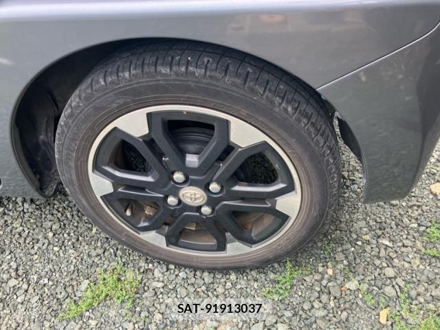 Toyota Pixis Mega 2016-06 8651081-4