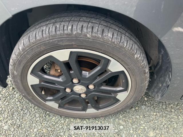 Toyota Pixis Mega 2016-06 8651081-5
