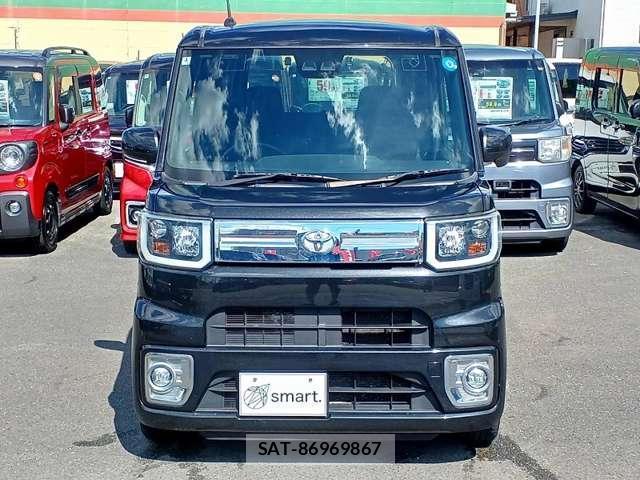 Toyota Pixis Mega 2020-04 8652049-0
