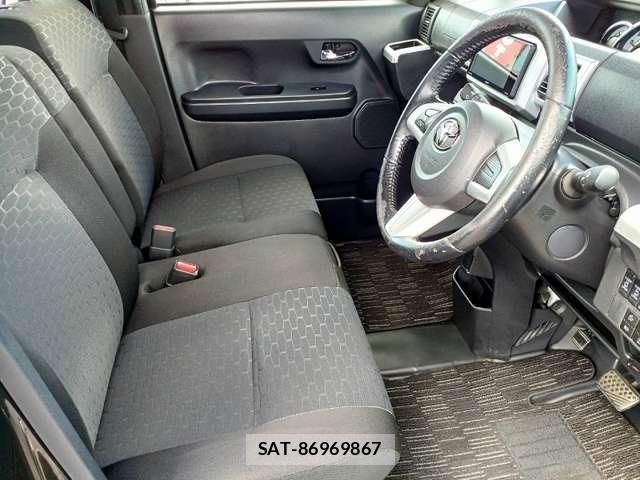 Toyota Pixis Mega 2020-04 8652049-10