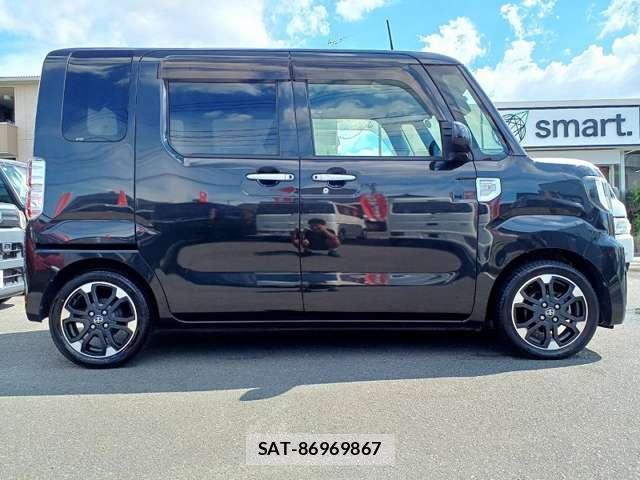 Toyota Pixis Mega 2020-04 8652049-4