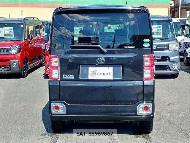 Toyota Pixis Mega 2020-04 8652049-5
