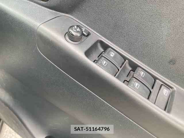 Toyota PIXIS SPACE 2012-11 8648725-15