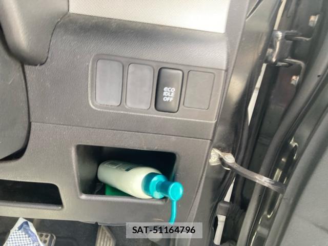 Toyota PIXIS SPACE 2012-11 8648725-16